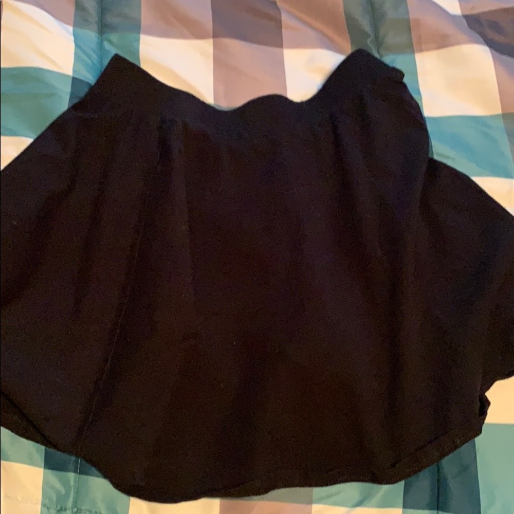 Black skater skirt